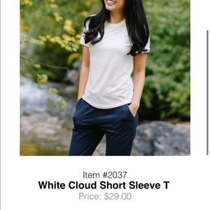 NWT Zyia White Cloud Short Sleeve T